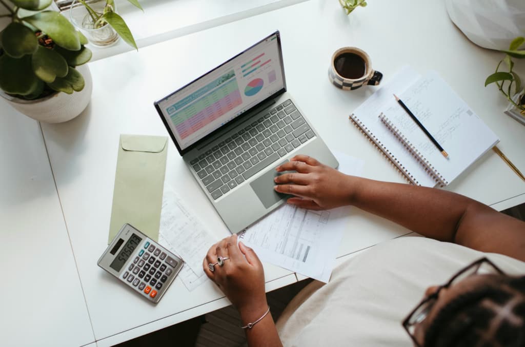 Using Scientific Articles to Build Authority and Scale an Education Business